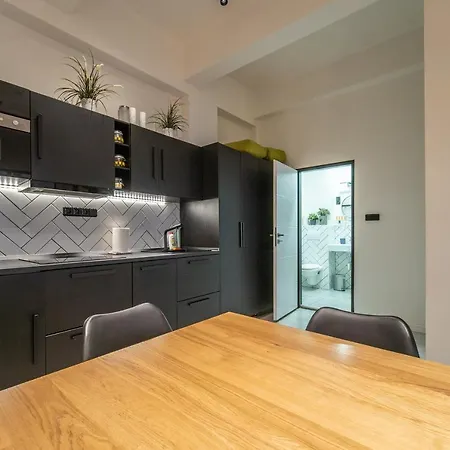 Apartment Sunny On Wenceslas Square By Easybnb *