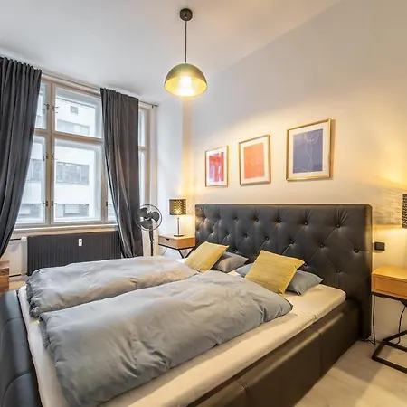Sunny 2br Apt. On Wenceslas Square With Paid Parking By Easybnb Premium